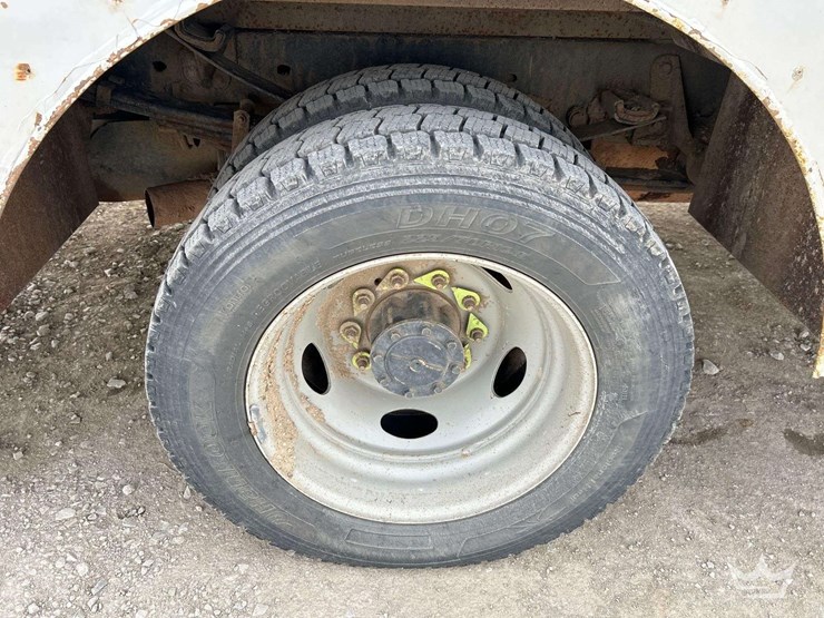 2019-ford-f550-image-43