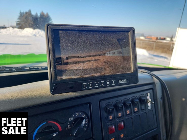 2012-international-workstar-7400-image-22