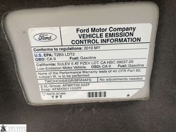 2010-ford-escape-hybrid-image-12