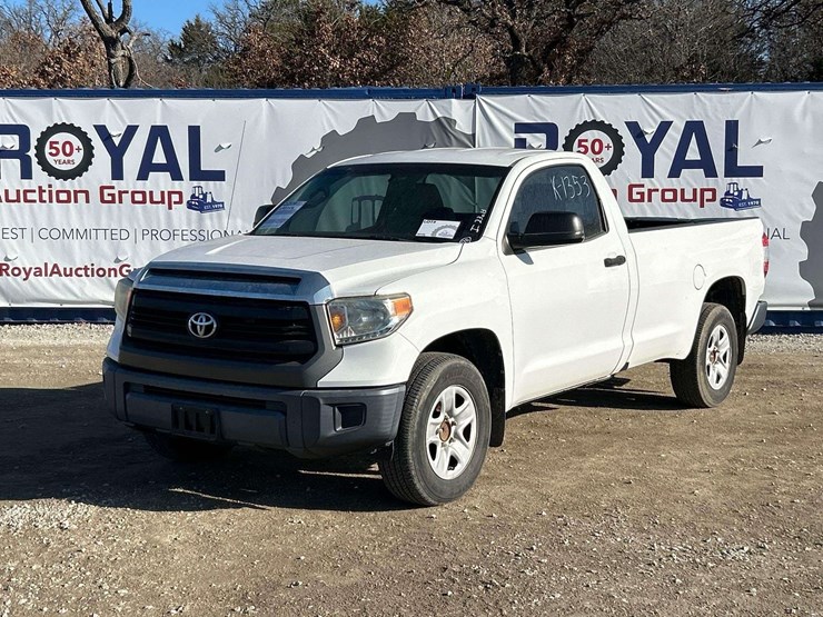 2014-toyota-tundra-image-1