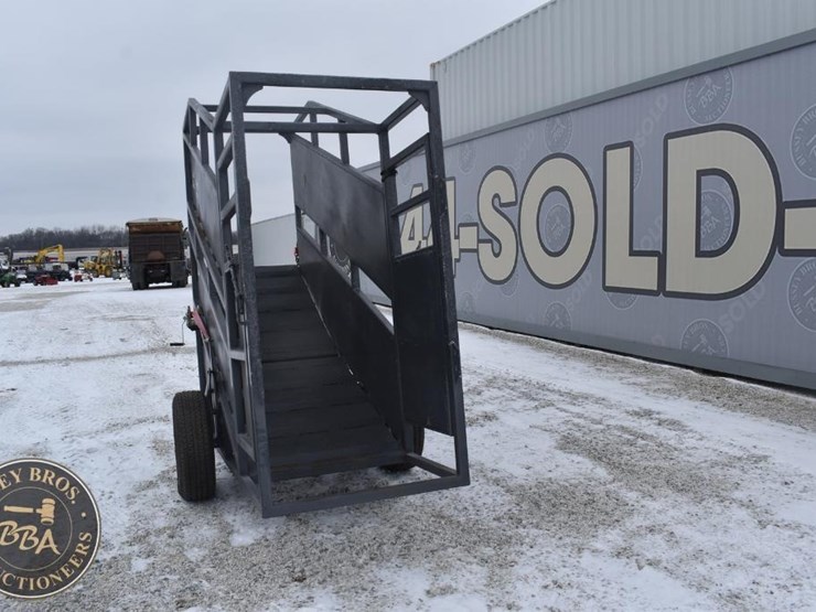 easy-man-livestock-chute-38999-image-5