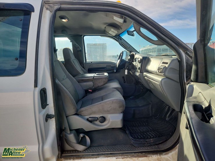 2007-ford-f450-image-21