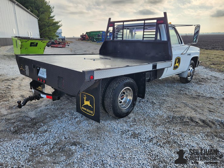 1986-gmc-c3500-2wd-flatbed-truck-image-5