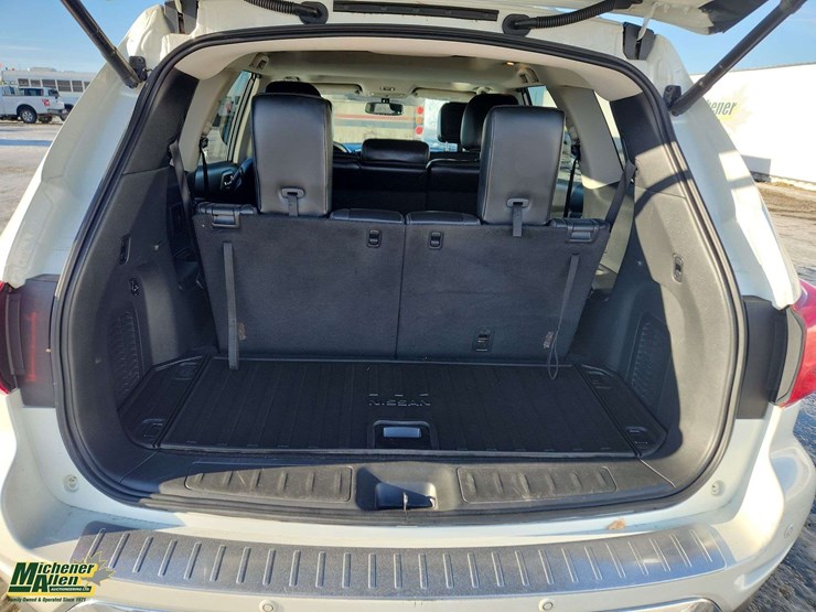 2017-nissan-pathfinder-image-27