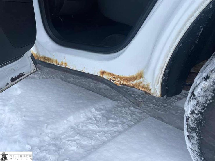 2015-chevrolet-equinox-ls-image-26