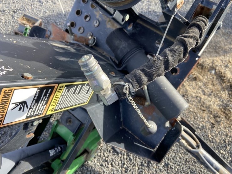 john-deere-447-image-15