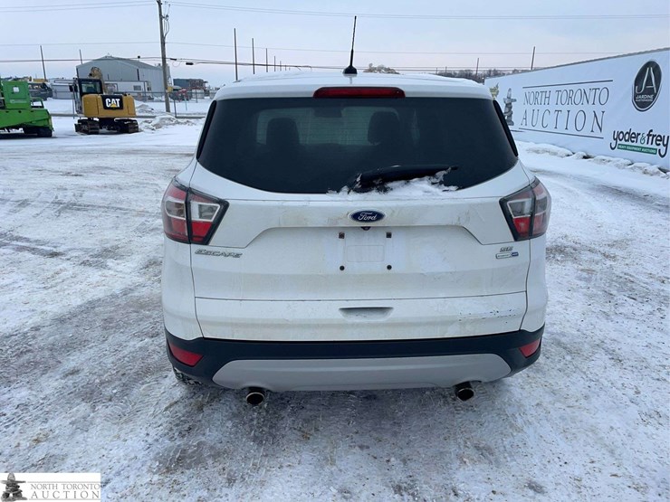 2017-ford-escape-image-4