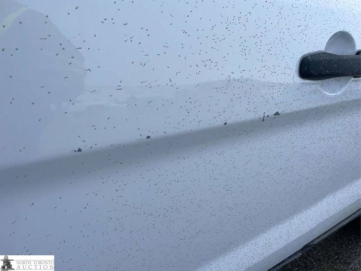 2014-ford-explorer-image-28