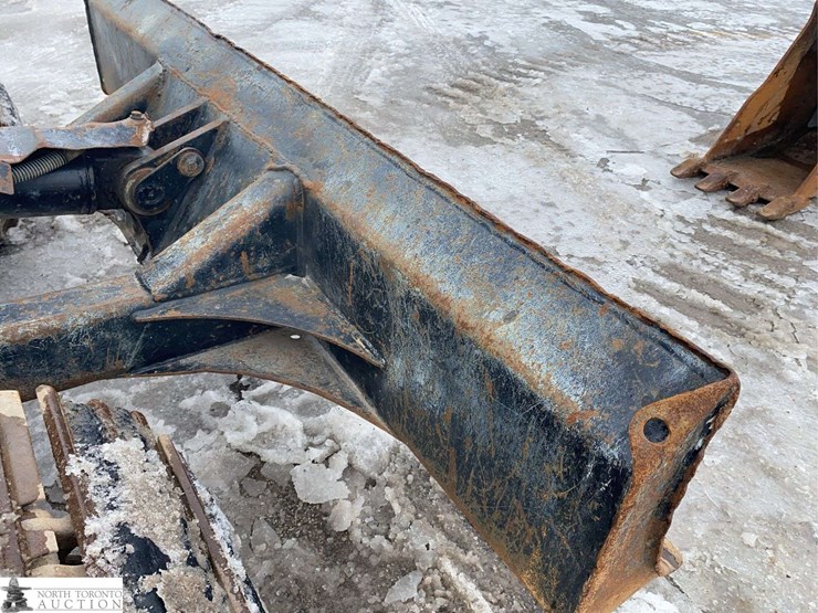 2017-caterpillar-307e2-image-15