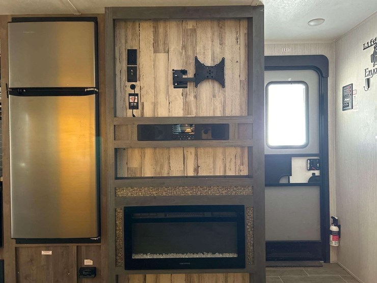 2021-forest-river-puma-put31qbbh-travel-trailer-image-17