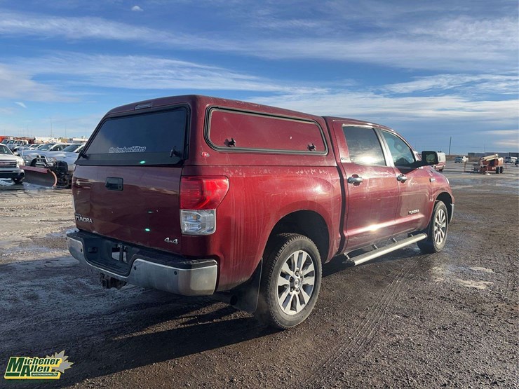 2010-toyota-tundra-image-4