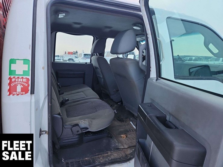 2011-ford-f550-image-16