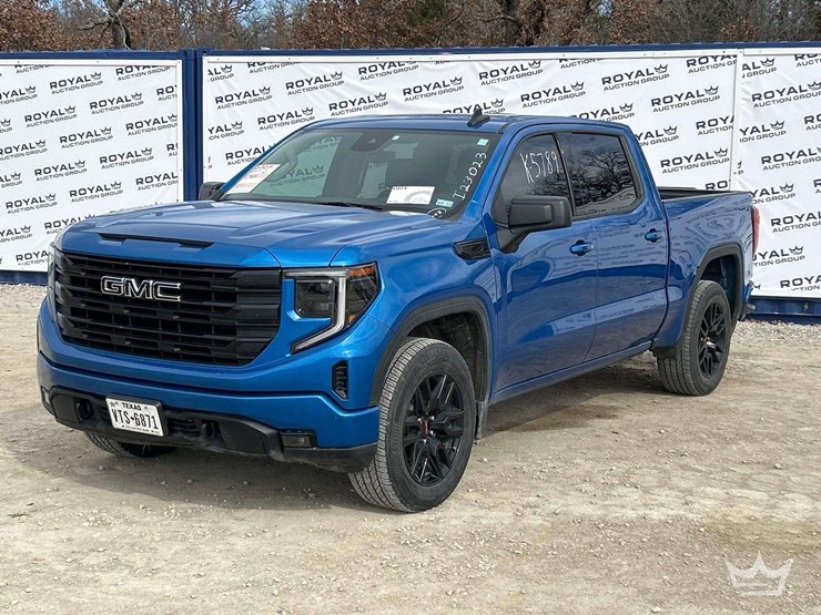 2024-gmc-seirra-elevation-4x4-image-1