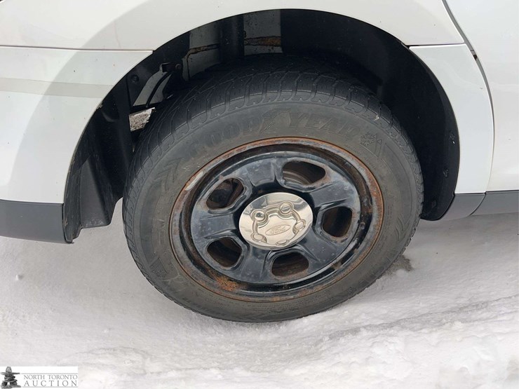 2013-ford-taurus-police-inte-image-9