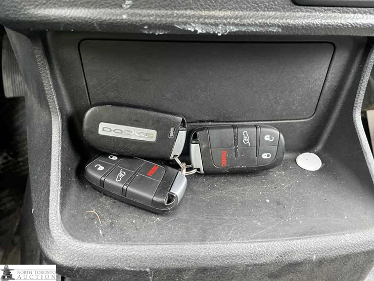 2021-dodge-durango-image-12