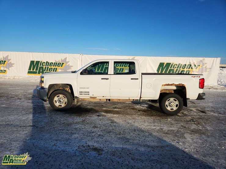 2015-chevrolet-silverado-2500hd-image-7