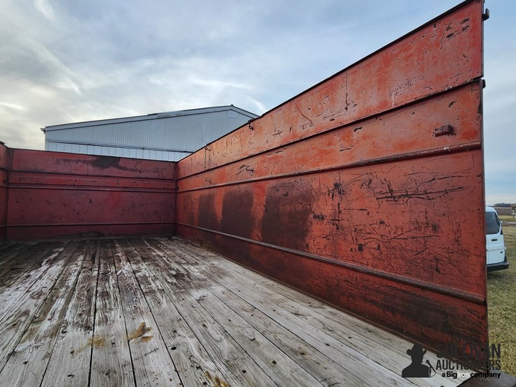 1976-gmc-c6500-s/a-grain-truck-image-13