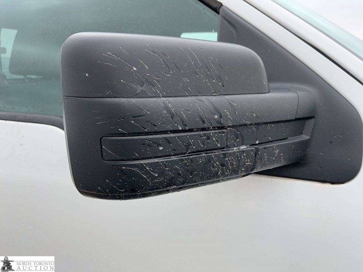 2011-ford-f150-image-32