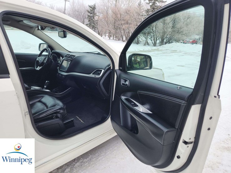 2011-dodge-journey-image-15