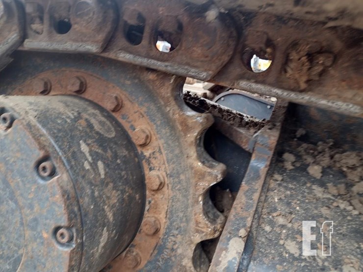 case-cx145d-msr-image-37