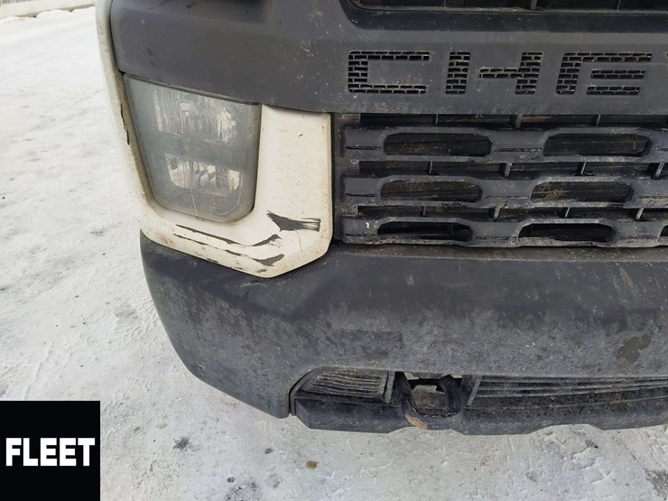 2020-chevrolet-silverado-2500hd-image-33