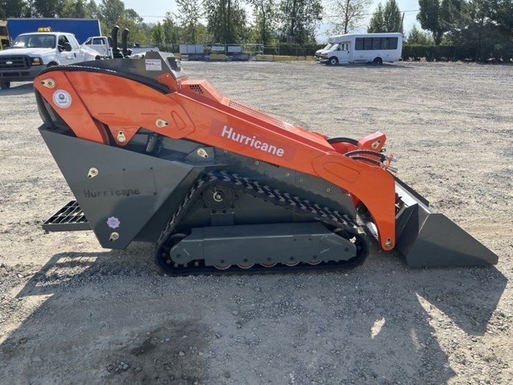 2025-hurricane-hrc600l-mini-compact-track-loader-image-3