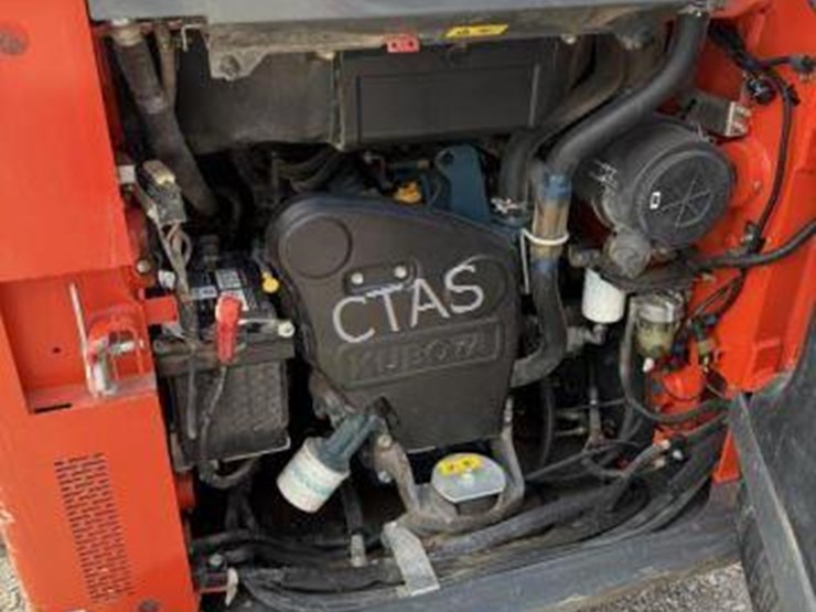 kubota-ssv75-image-6