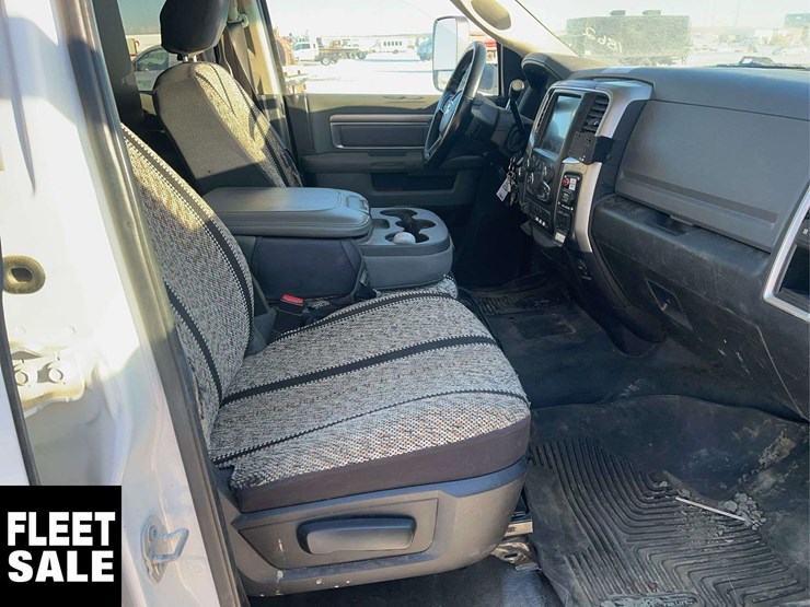 2016-ram-5500-s/a-bucket-truck-image-16