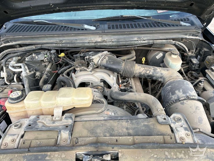 2005-ford-excursion-image-8