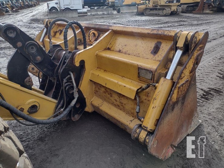 caterpillar-930g-image-18