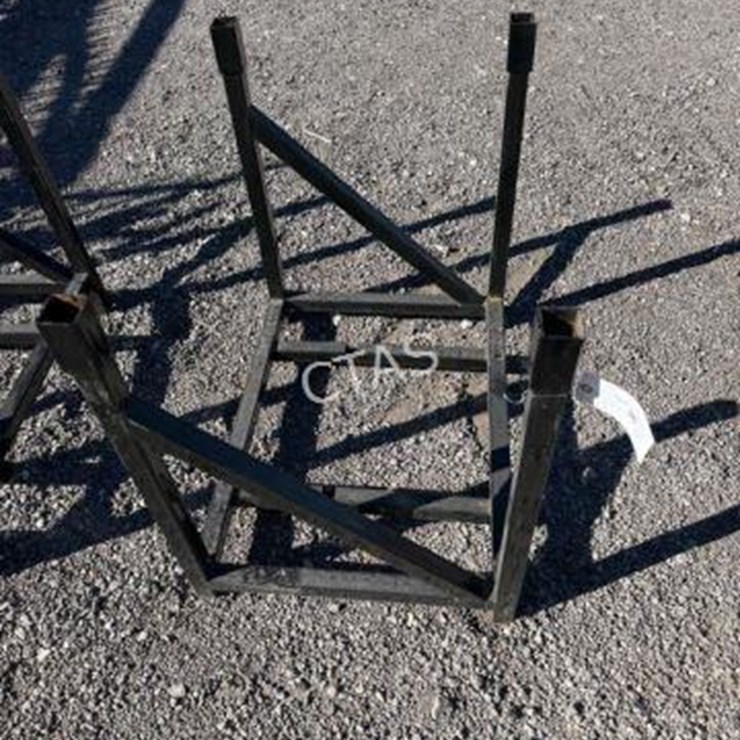 #96 • Metal Frame / Rack - 9.5" x 24.5" x 31.5"