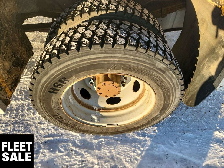 2006-ford-f550-image-13