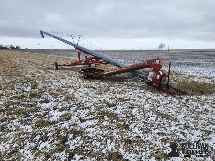 mayrath-10"x64'-swing-away-auger-image-3