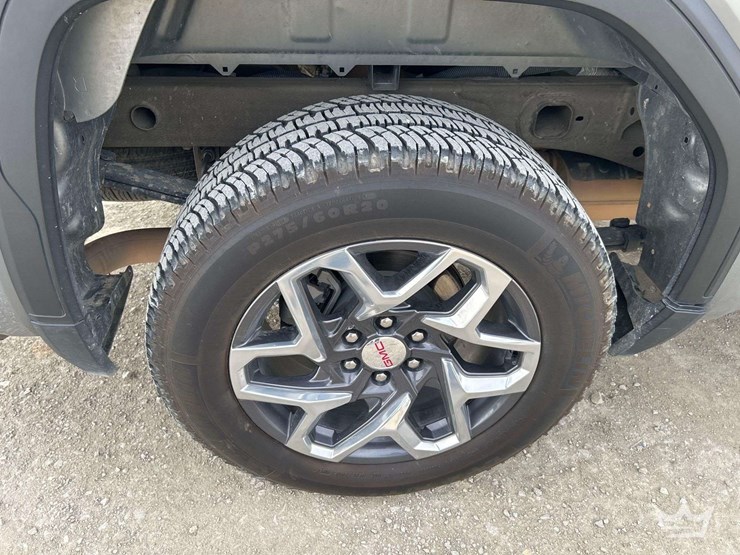 2023-gmc-seirra-elevation-crew-cab-4x4-pick-up-truck-image-24