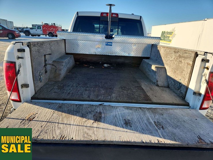 2011-dodge-1500-image-22