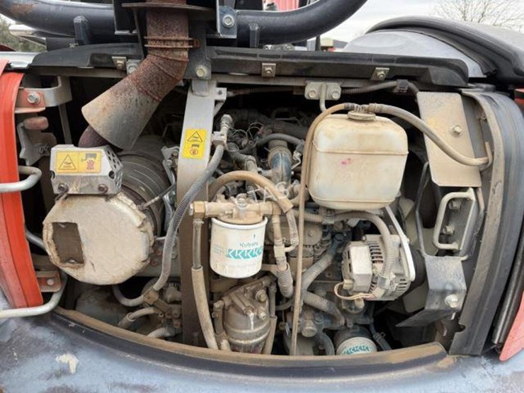 kubota-kx040-4-image-6