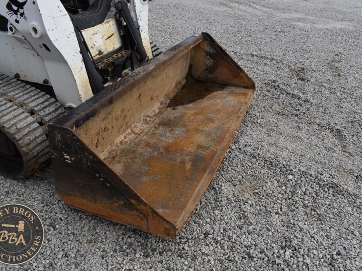 2016-bobcat-t650-image-24