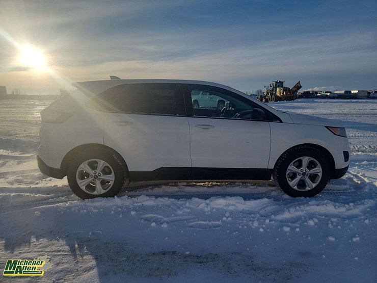 2018-ford-edge-image-8