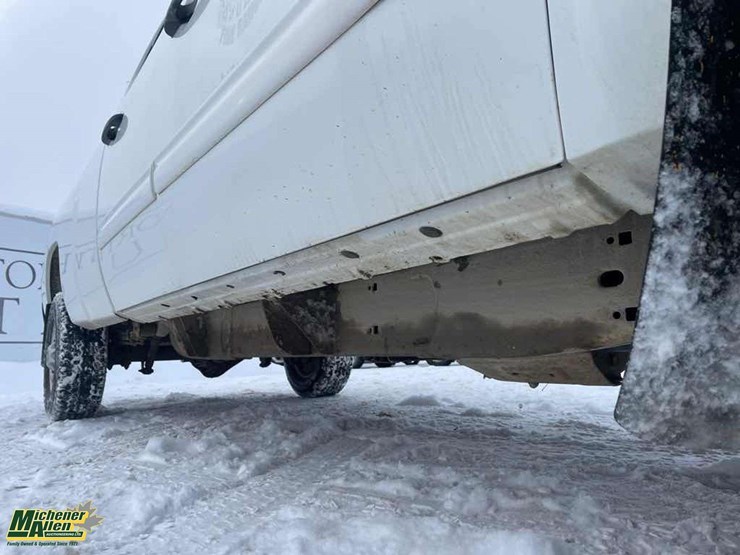 2011-chevrolet-k2500-image-40