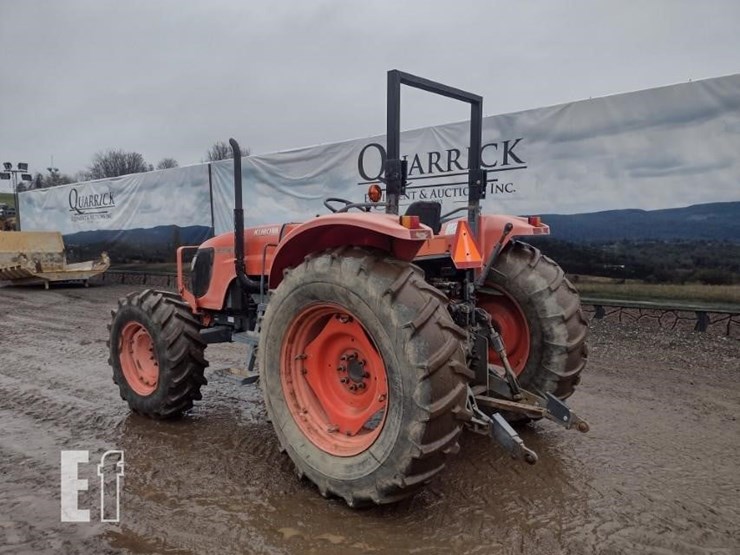 10-kubota-m108-tractor-image-25