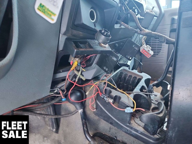 2011-ford-f550-image-42