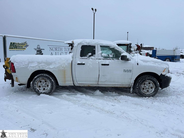 2014-dodge-1500-image-10