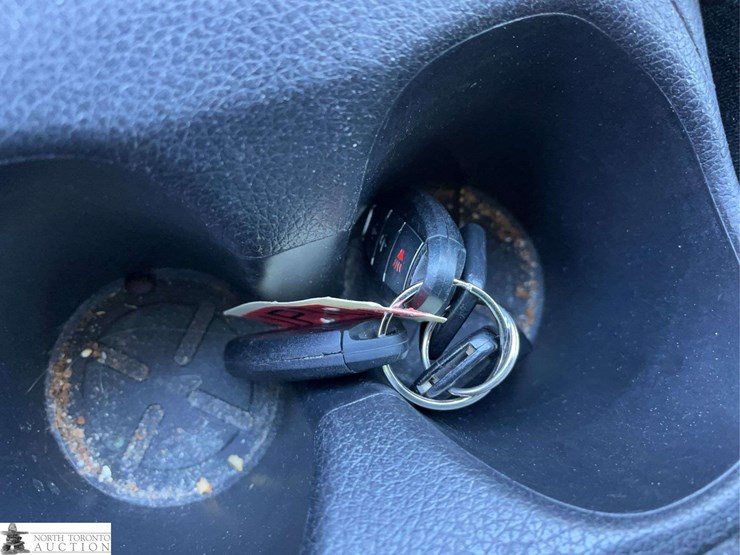 2016-nissan-rogue-image-17