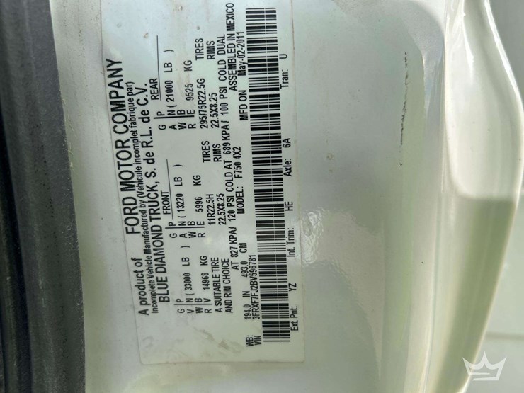 2011-ford-f750-image-5