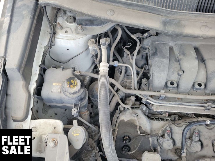 2016-ford-explorer-image-22