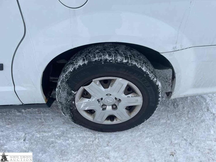 2014-ram-tradesman-image-13