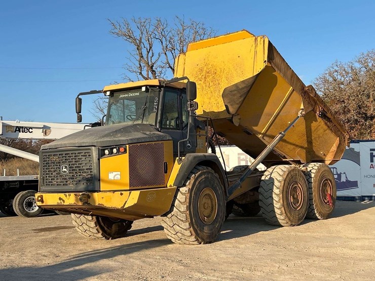 2019-deere-460e-image-1