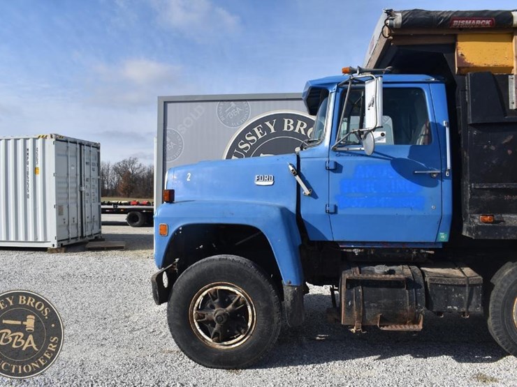 1978-ford-8000-image-8