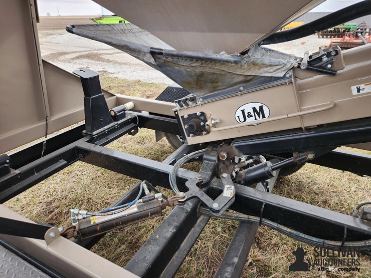 2013-j&m-275st-image-12