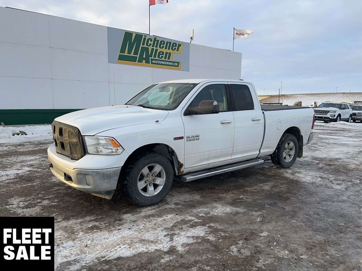 2015-dodge-1500-image-1